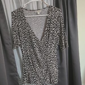 Leopard Print V-Neck Top
